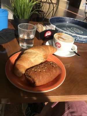 vegan croissants at Baracca e Burattini in Bologna