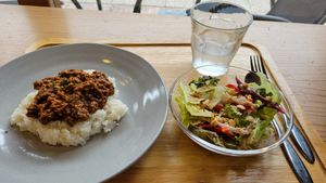  at B&B Cafe Hongu in Tanabe