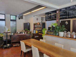  at B&B Cafe Hongu in Tanabe