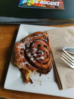 Cinnamon roll at Greens & Co in Galway