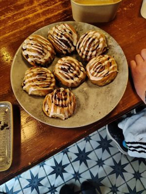Cinnamon roll at Greens & Co in Galway