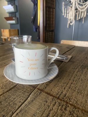 Matcha latte on oat 😍 at Greens & Co in Galway