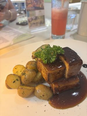   at Lemoni Cafe in Boracay