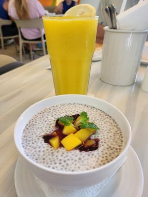  at Lemoni Cafe in Boracay