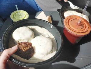 Biscuits and gravy with a Green Goddess and Veggie 6 juices at Natural Sisters Cafe in Joshua Tree
