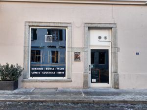 Exterior at Runder Store in Brig