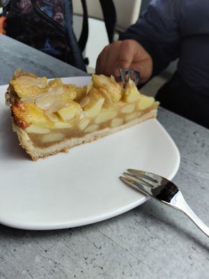 Apfelkuchen at Junge Die Bäckerei - Travemünde Vorderreihe in Luebeck