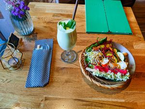 Hoi An Bowl and Avocado Shakes at Vegan House at Vegan House - Alaunstraße in Dresden
