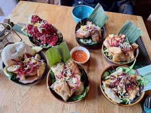 Mixed bowls at Vegan House - Alaunstraße in Dresden