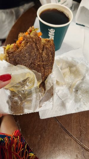 O pão mais escuro é porque está BANHADO em óleo. Nojento at Forcaffe in Porto Alegre