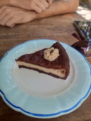 torta de sobremesa deliciosa! at Vegostices in Recife