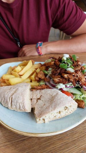 Jackfruit gyros at Élelem Etterem in Budapest