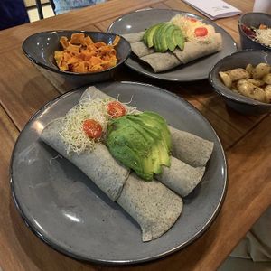 Tacos and extras  at Aló in Mexico City