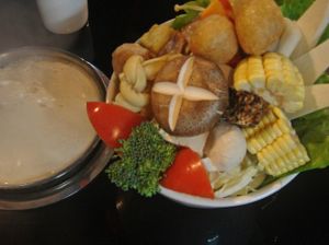 Lotus Veg Cafe at Lotus in Water Organics in Suzhou