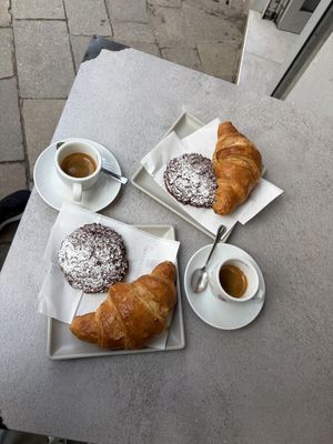   at Pasticceria Toletta in Venice