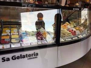 Inside  at Sa Gelateria Gelats Artesans  in Girona