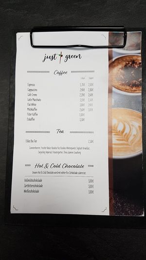 Hot drinks at Just Green in Hamburg