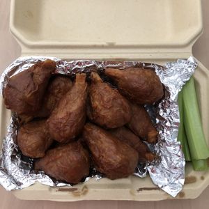 12 pack of Vegan Wings with Sugar Cane “bone” 🥰 at Gegen in Los Angeles