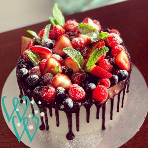 Chocolate Vanilla Berry Cake at Wilderflower & Wanderberries in Tamborine Mountain