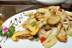 Spicy mushrooms #Veganuary at DàFāng SùShí Guǎn in Xiamen