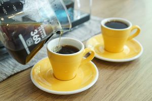 Hand-drip Specialty Coffee at Knowing Cafe in Shanghai