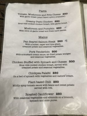 Menú at Noina's Mystic Mountain Restaurant & Bungalows in Koh Samet