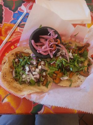 Shitaki mushroom tacos #Veganuary at El Ponce in Atlanta