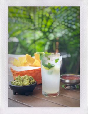 Mojitos & Guacamole on the patio at El Ponce in Atlanta