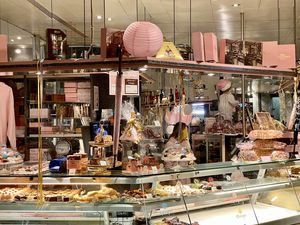 inside at Aida in Vienna