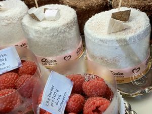 more vegan cake at Aida in Vienna