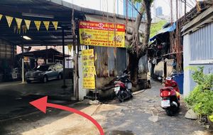   at Tian Xin Silom in Bangkok