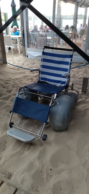 Sand wheelchair at Pier 7 in Vlissingen
