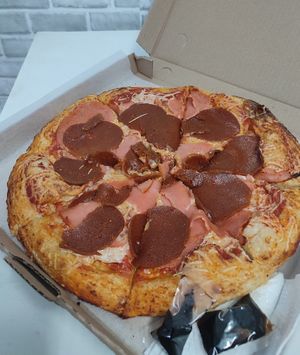 Pizza de peperonni,vegana 💖 at Yvitta in Merida