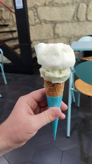  at Gelatopia in Porto