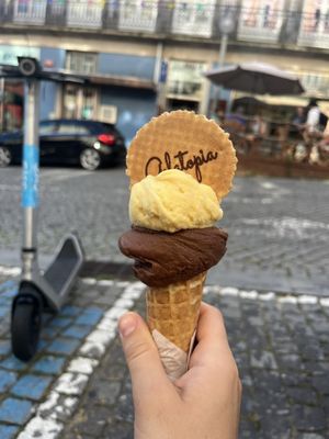   at Gelatopia in Porto