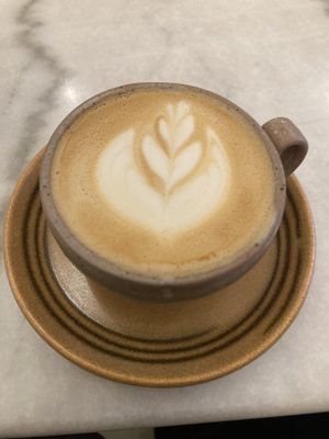 (H) eerlijke Vegan cappuccino   at Mica Coffeebar in Haarlem