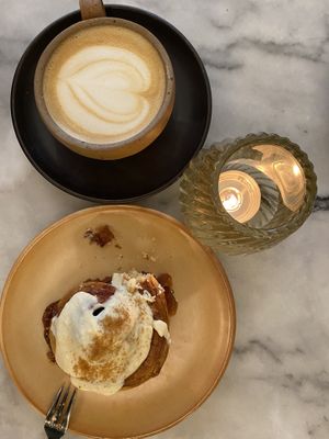 Lovely vegan options! Cinnamon roll!   at Mica Coffeebar in Haarlem