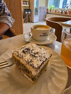 Lemon cake at Mica Coffeebar in Haarlem