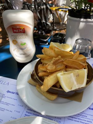 lemon and pepper fries  at Pizzeria Donna Stella in Amalfi