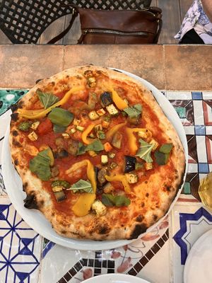 Vegetarian pizza without cheese   at Pizzeria Donna Stella in Amalfi