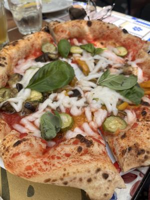 Pizza Ortolana  at Pizzeria Donna Stella in Amalfi