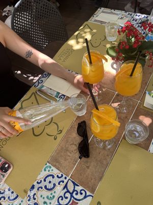 Fresh orange and lemon juicee  at Pizzeria Donna Stella in Amalfi