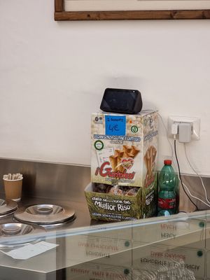 Vegan and gluten free cones at Raki in Sorrento