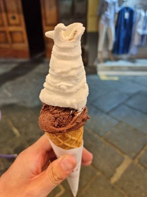 Chocolate orange and lemon at Raki in Sorrento