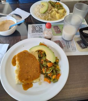 Main dishes (segundo) at Maranatha in Quito