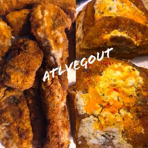 Fried green tomato sandwich with portobello fries at Trend Urban Cafe in Stone Mountain