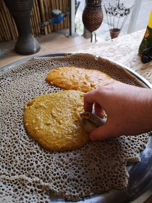 Shrio and missir stews at Buna in Ramla