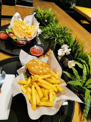 non-meat burger at Goody's Burger House in Thessaloniki