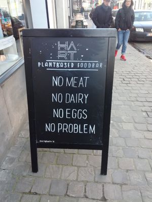Sign in front of the restaurant at HART in Antwerpen