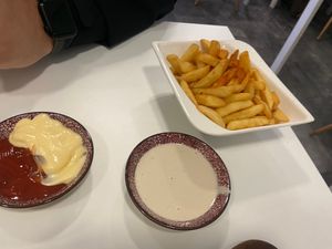 Chips came with ketchup and Mayo  at Falafel en Hummus in The Hague